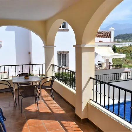 With Private Pool *